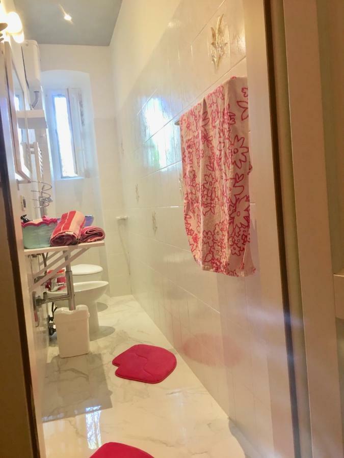 Casa Del Cucciolo Con Parcheggio Privato Appartement Triëst Buitenkant foto